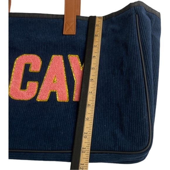 Simply Southern Corduroy Sparklebag Tote "VACAY"
Navy Blue 18.5"x11"×5" - Picture 5 of 11